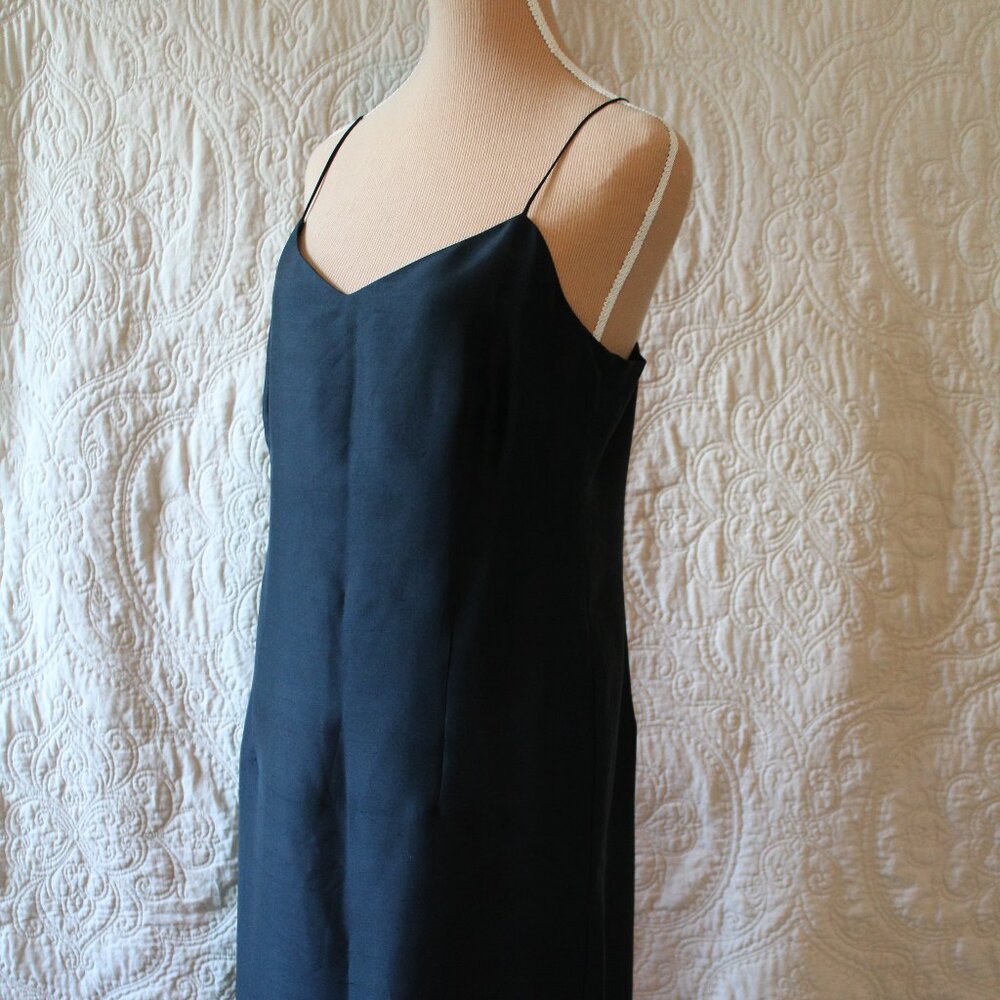 Ann Taylor black textured silk spaghetti strap A-line lined slip dress Sz 12